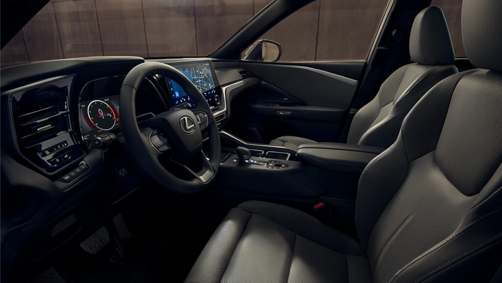 "한국 오면 대형 SUV 1위!?" 렉서스 TX500h, 3열 크기에 모두 화들짝 7 렉서스 TX500h