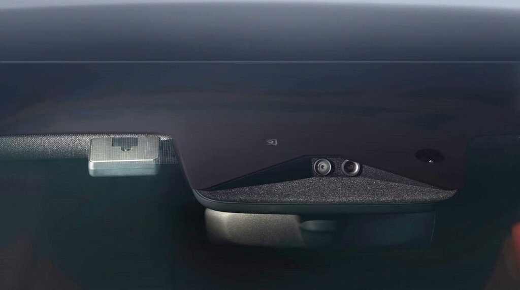 “아이오닉 큰일났네..” 샤오미 SU7, 첫 전기차 공개에 국내 전기차 업계 ‘초긴장’ 6 샤오미 SU7