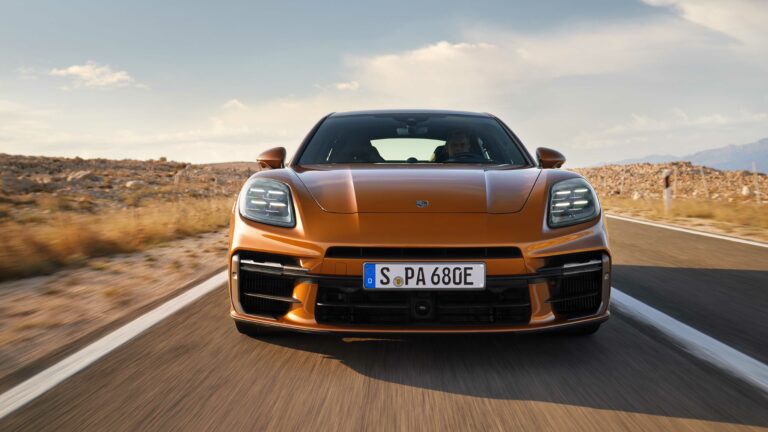 포르쉐 파나메라