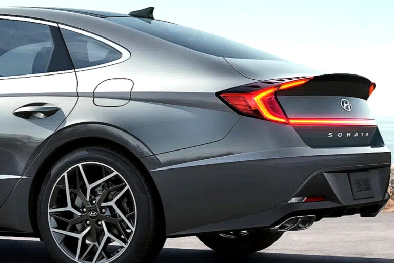 현대차-쏘나타-비행기-충돌