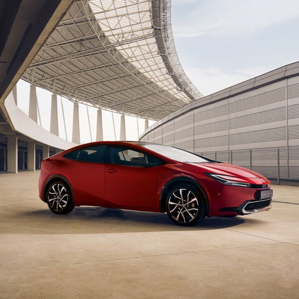 토요타 프리우스