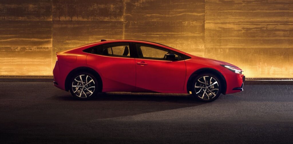 토요타 프리우스