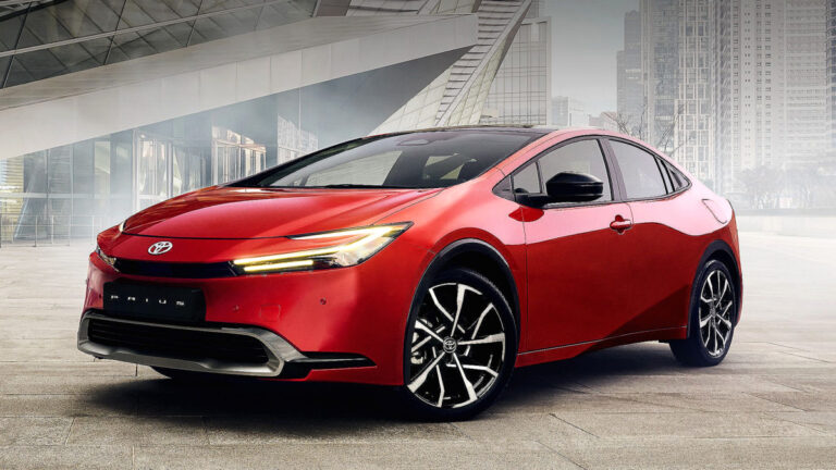 토요타 프리우스