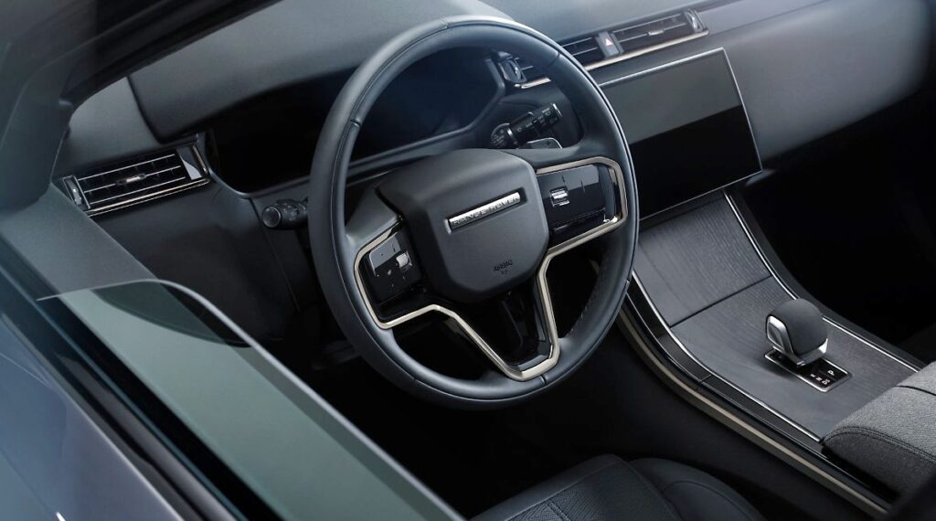 랜드로버 레인지로버 벨라 출시