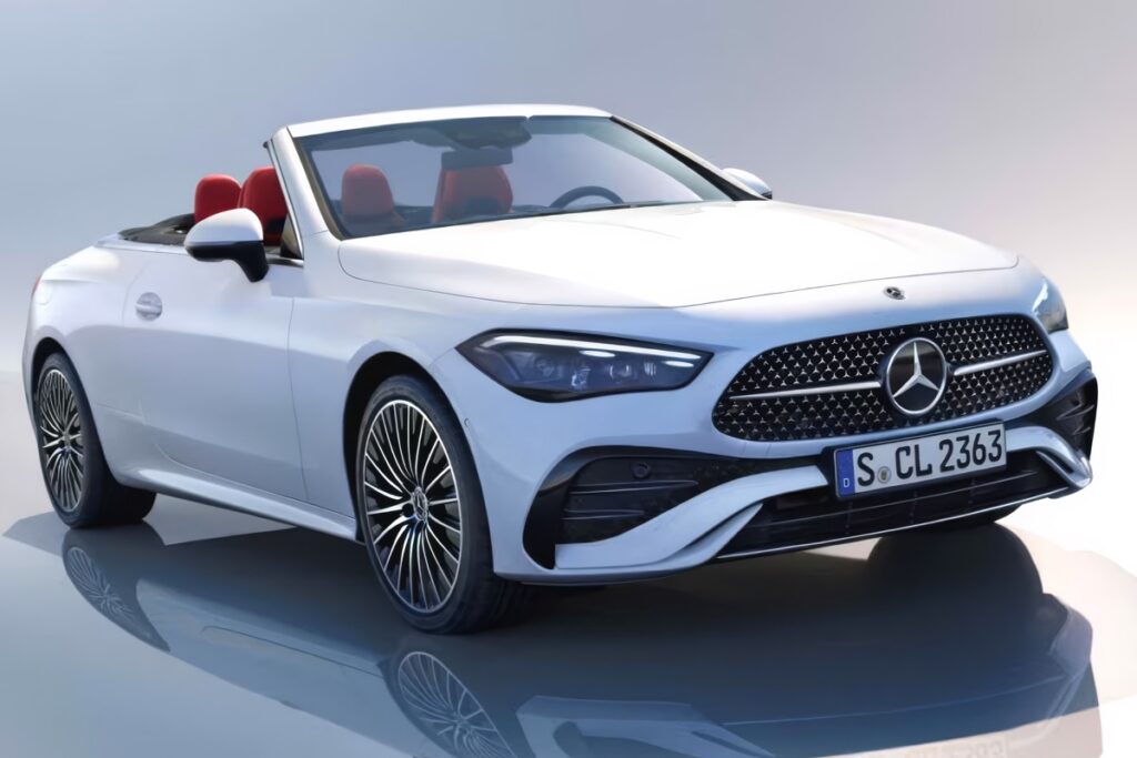 "포르쉐 안 부럽죠" 벤츠 CLE 카브리올레 출시.. 가격이 놀랍다 1 벤츠 CLE 카브리올레