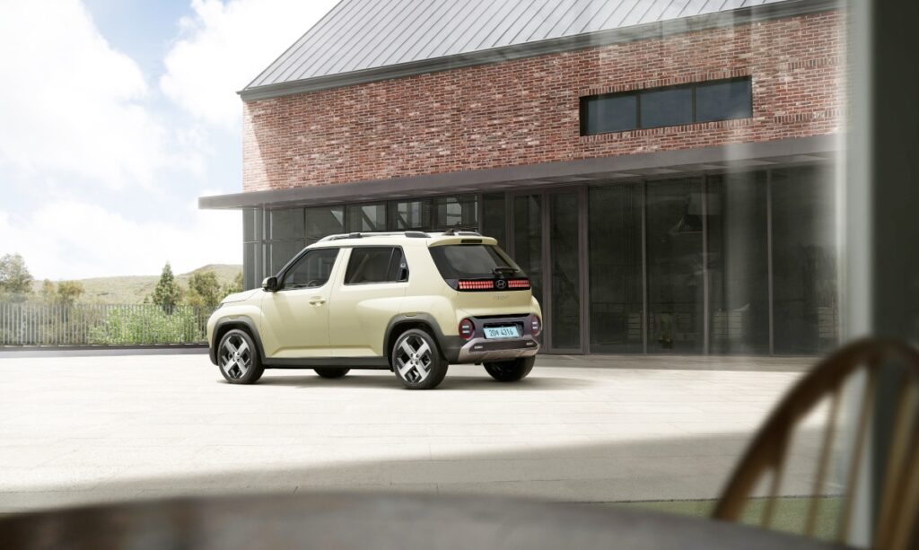 "이러면 EV3 어떡해요" 캐스퍼 일렉트릭 공개에 소비자 '깜짝' 4 캐스퍼 일렉트릭 가격