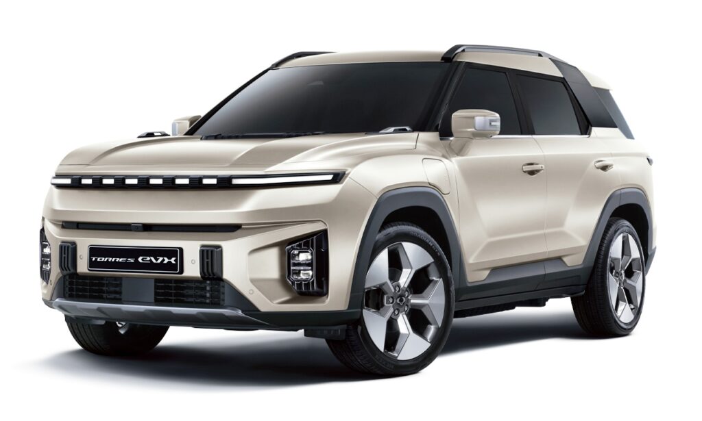 "이렇게라도 해야지 어떡해요" 할인 판매 시작한 국산 SUV 2 토레스 EVX 할인