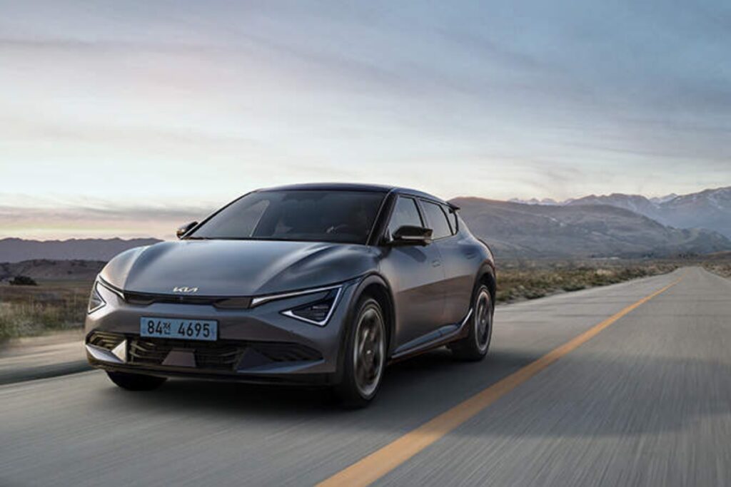 "5천만원대에서 3천만원대로".. 6월 기아 EV6 할인 "이정도였어?" 5 기아 EV6