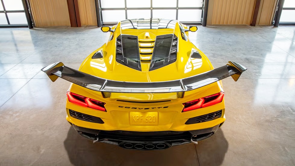 "페라리도 람보르기니도 아니다".. 엄청난 뒷태 자랑하는 스포츠카, 가격이 이정도? 6 쉐보레 콜렛 ZR1 공개