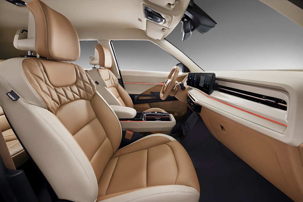 "KGM이 사고쳤다" 싹 바뀐 실내보니 쏘렌토 대신 액티언? 3 액티언 (3)