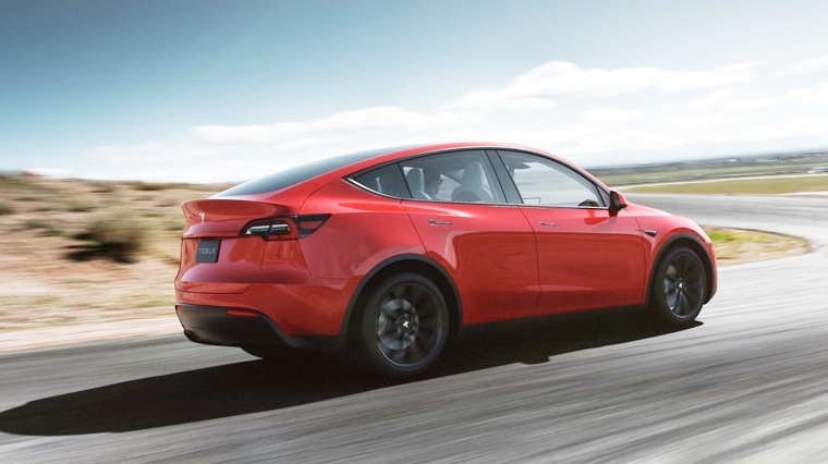 "모델Y 계약 잠깐만요" 이건 대체 무슨 차야?.. 테슬라 오너들 '깜짝' 3 테슬라 모델 Y 주니퍼 출시