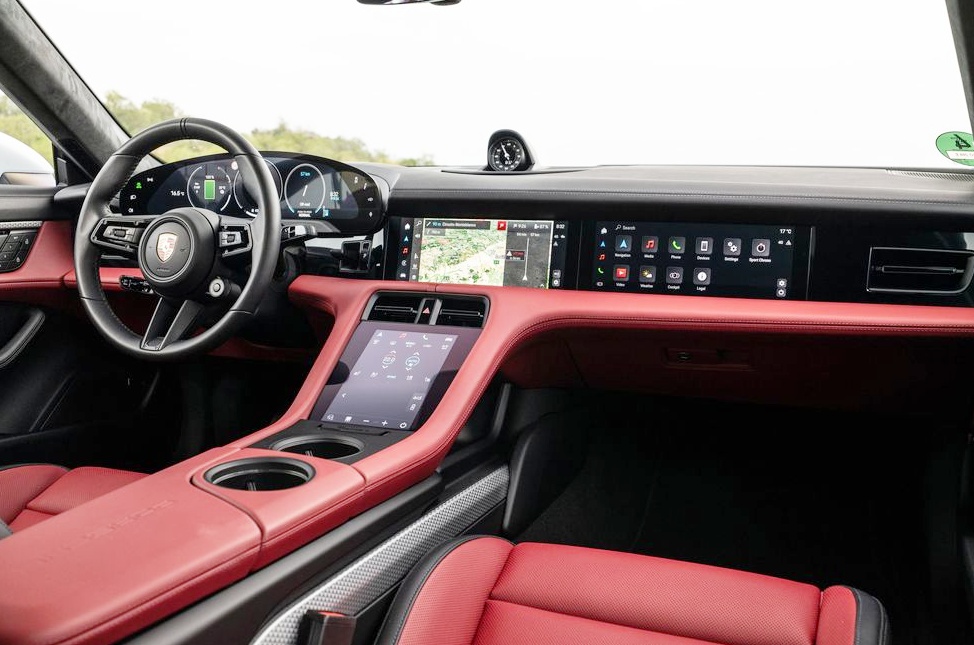 포르쉐 타이칸 주행거리