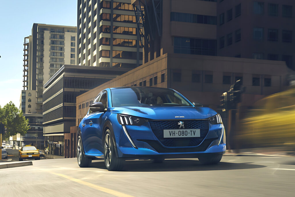 "결국 3천만 원대로.." 눈물의 1400만원 할인 하는 푸조 SUV "대박이다" 3 푸조 (3)