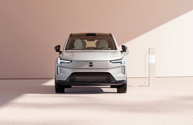 볼보 EX90 국내 출시