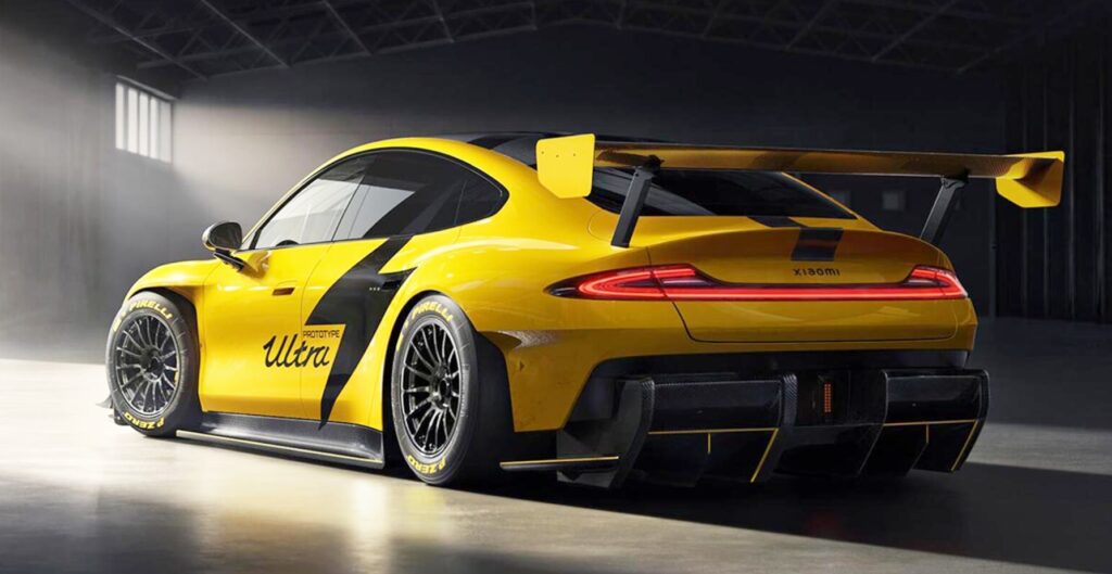 "삼성에 밀려 제대로 망했다" 말 나오던 '이 회사'.. 이젠 포르쉐 넘본다 3 샤오미 SU7 울트라 출력