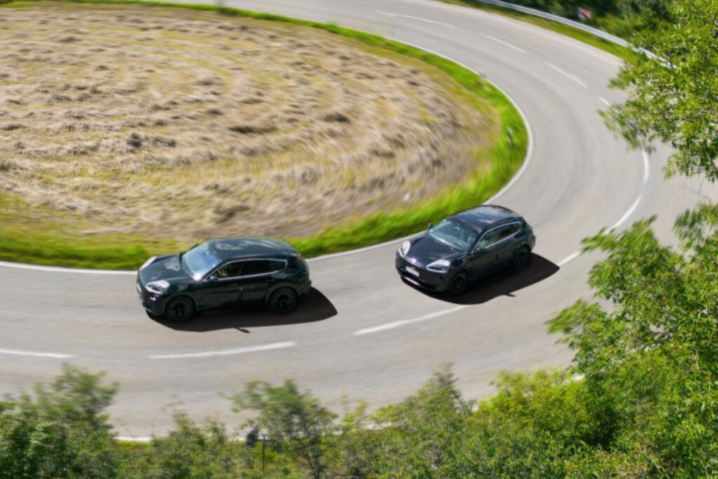 "왜 이렇게 잘팔려?" 벤츠·BMW도 아닌데.. 대체 '무슨 차'길래 2 포르쉐 (2)