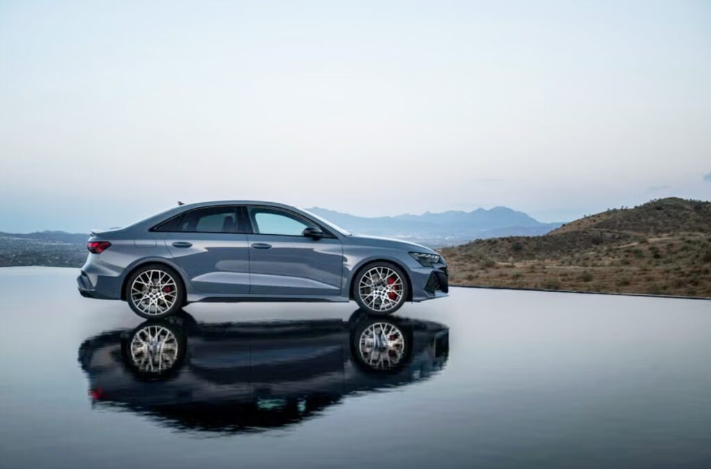 2025 아우디 RS3 출시