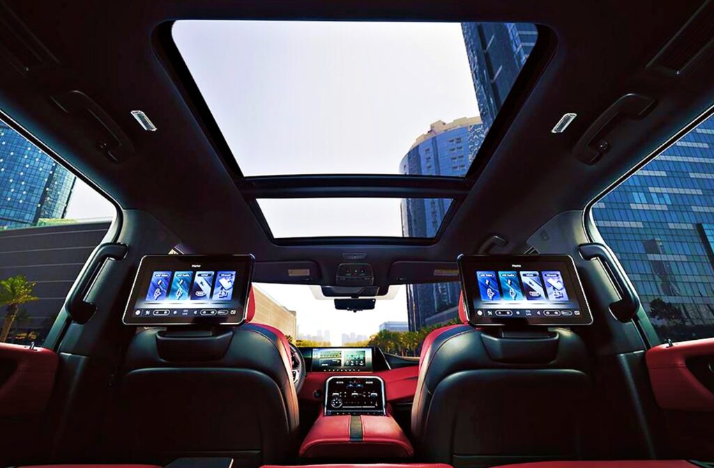 닛산 2025 패트롤 실내