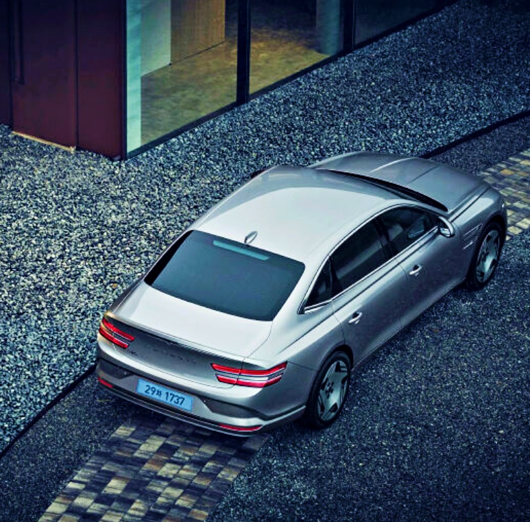 제네시스 G80 전기차 부분변경 출시