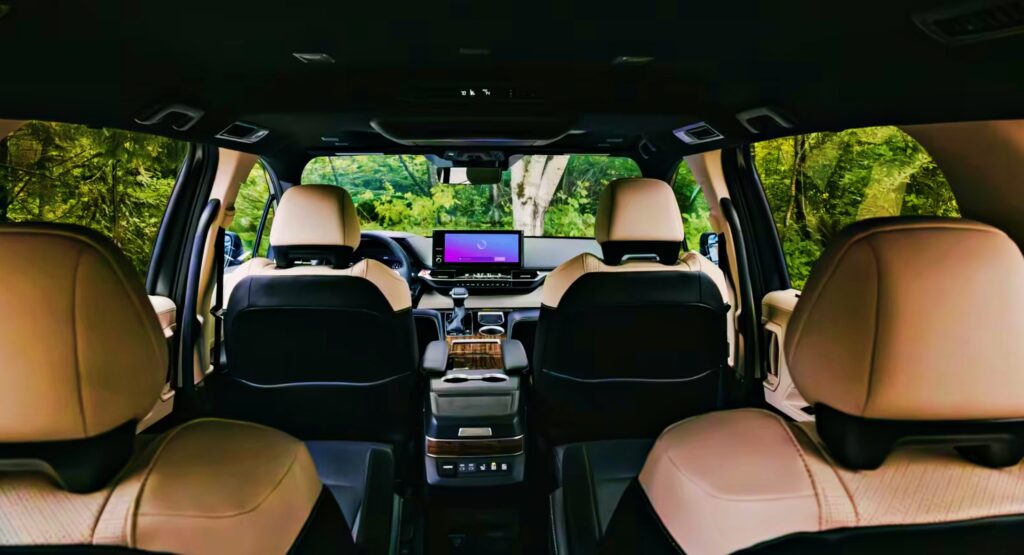 토요타 2025 시에나 출시