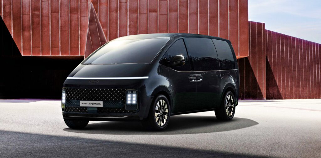 "카니발 잠깐만요" 아빠들 선택지 늘었다.. 4천만 원대 현대 미니밴 출시 2 스타리아 라운지 하이브리드 모빌리티 가격