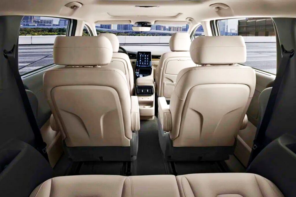 현대차 쿠스토 출시