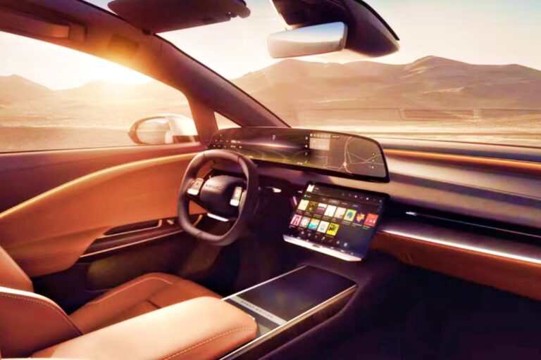 루시드 신형 크로스오버 출시