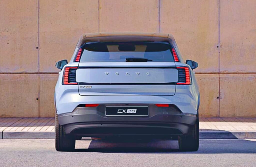 볼보 EX30 2025년형 국내 출고