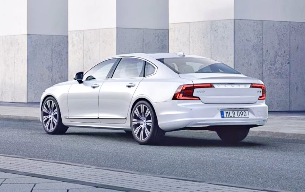 볼보 S90 제품 만족도 1위