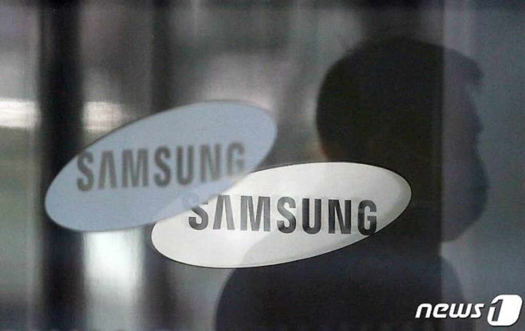 분명 잘 나간댔는데... "이대로는 큰일난다" '술렁'이는 삼성전자 2 삼성전자