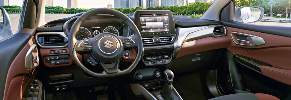 강력한 車 나왔다 했는데 "한국에 없어 다행이다".. 옆나라 출시한 소형 SUV 3 스즈키 프롱스 출시