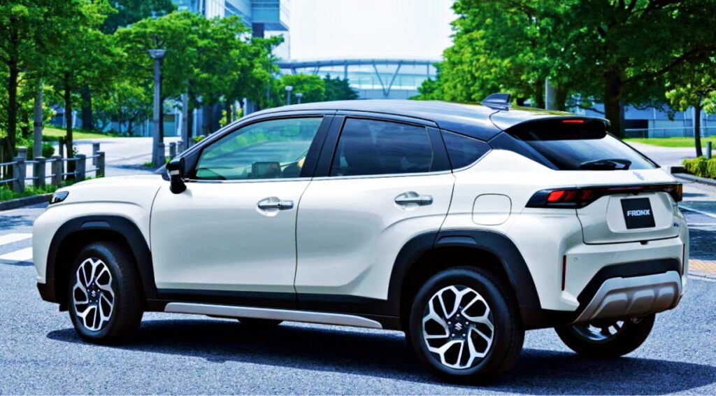 강력한 車 나왔다 했는데 "한국에 없어 다행이다".. 옆나라 출시한 소형 SUV 4 스즈키 프롱스 출시