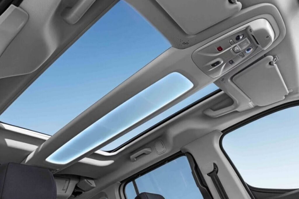 한국서 외면 받지만 "일본에선 잘 팔린다".. 시트로엥 베를링고 日 출시 5 시트로엥