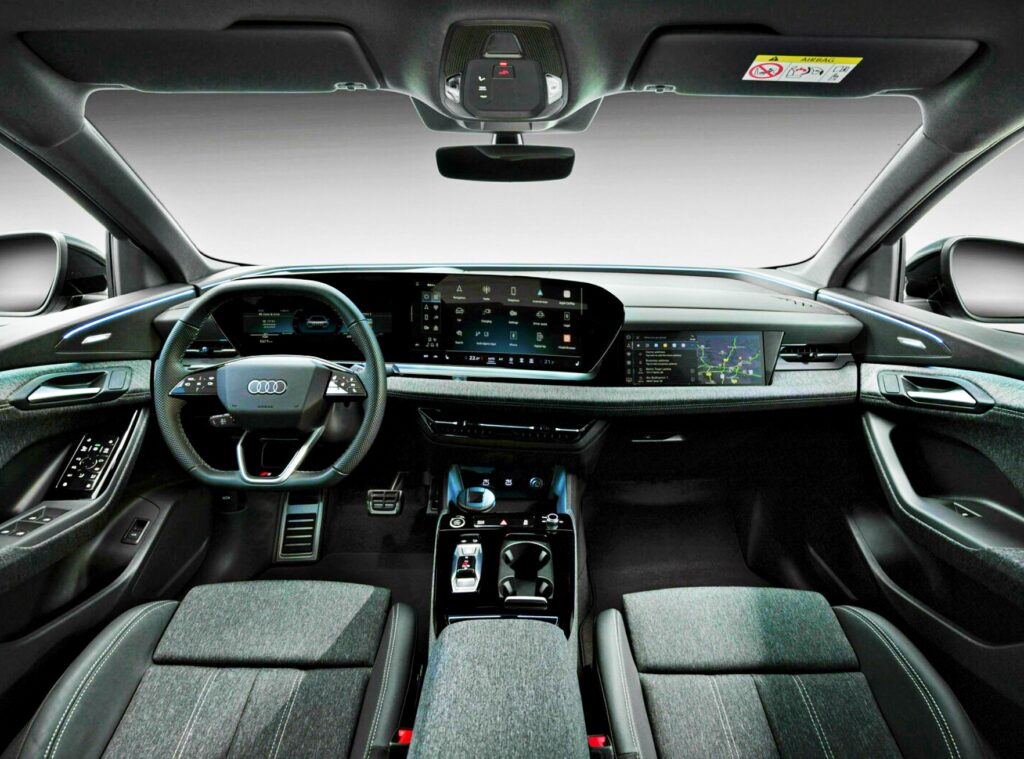 아우디 Q6 스포트백 e-트론 출시