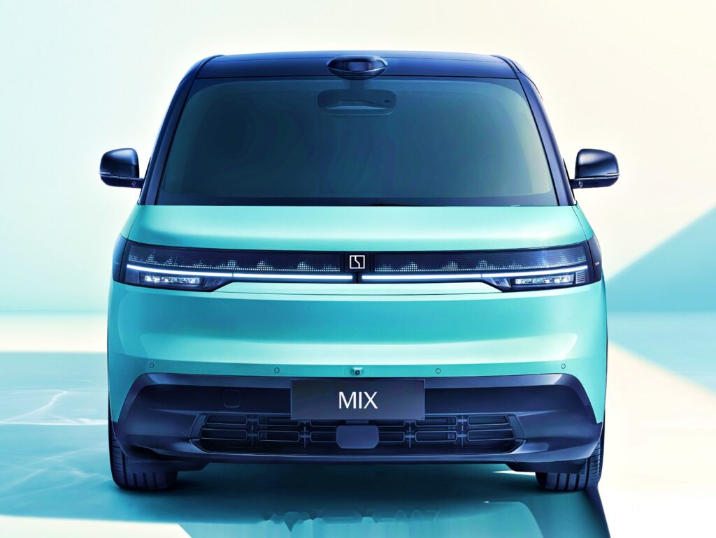 지커 믹스 출시