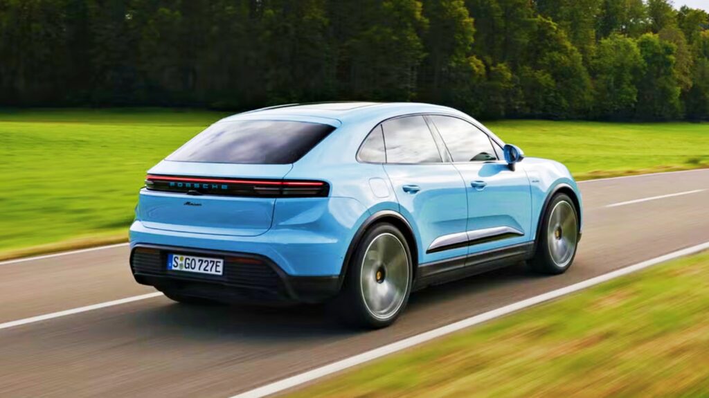 이렇게 바뀌면 살 사람 있나 했는데 "결국 출시한 전기차" 6 포르쉐 마칸 EV 가격