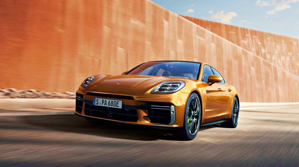 포르쉐 파나메라 터보 E-하이브리드 주행거리