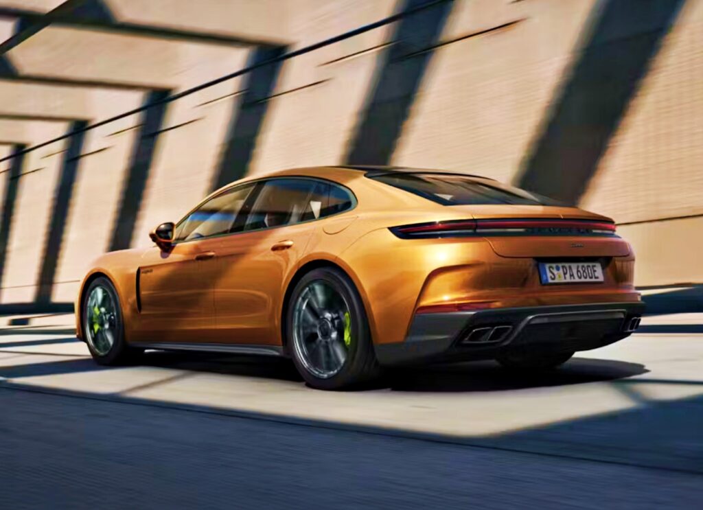 포르쉐 파나메라 터보 E-하이브리드 출시