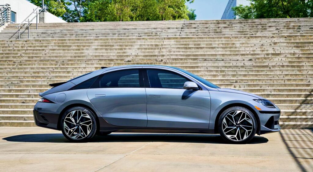 아이오닉 6 최고의 전기 세단