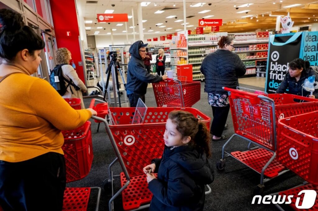 "이러고 있을 때가 아냐"... 미국 덮친 '사재기 열풍', 대체 무슨 일? 5 사재기