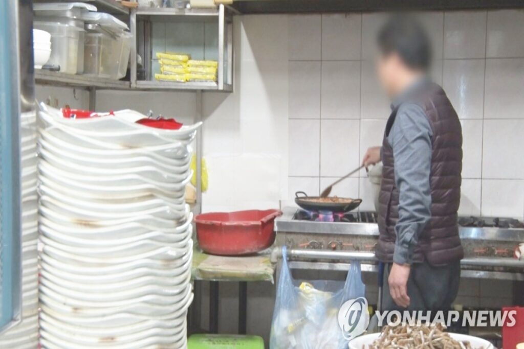 은퇴 후 유일한 희망인데 "이러다 진짜 끝장난다"… 정부 특단 대책에도 '시끌' 2 자영업자