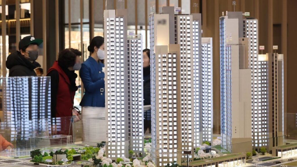 "지금이 가장 싸다" 난리에 너도나도 몰린 청약...결과에 서민들 속 탄다 4 청약