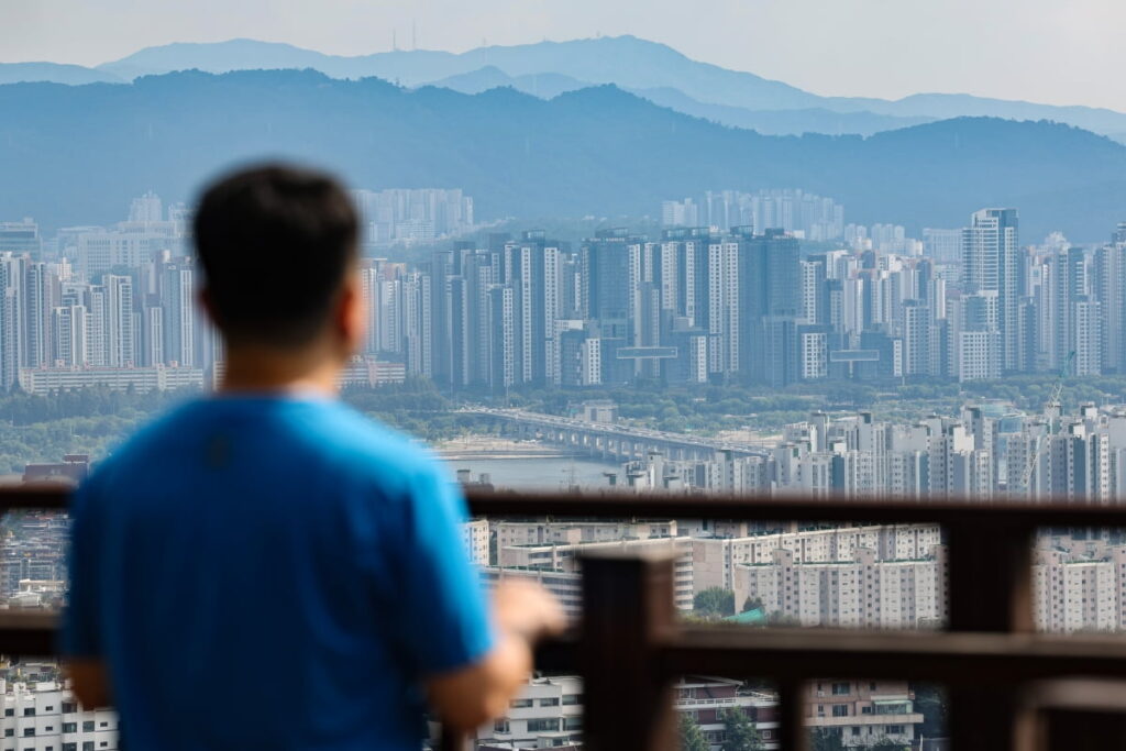 "집값 잡겠다" 정부 '초강수' 믿었는데… 불과 한 달 만에 대체 무슨 일이 2 집값