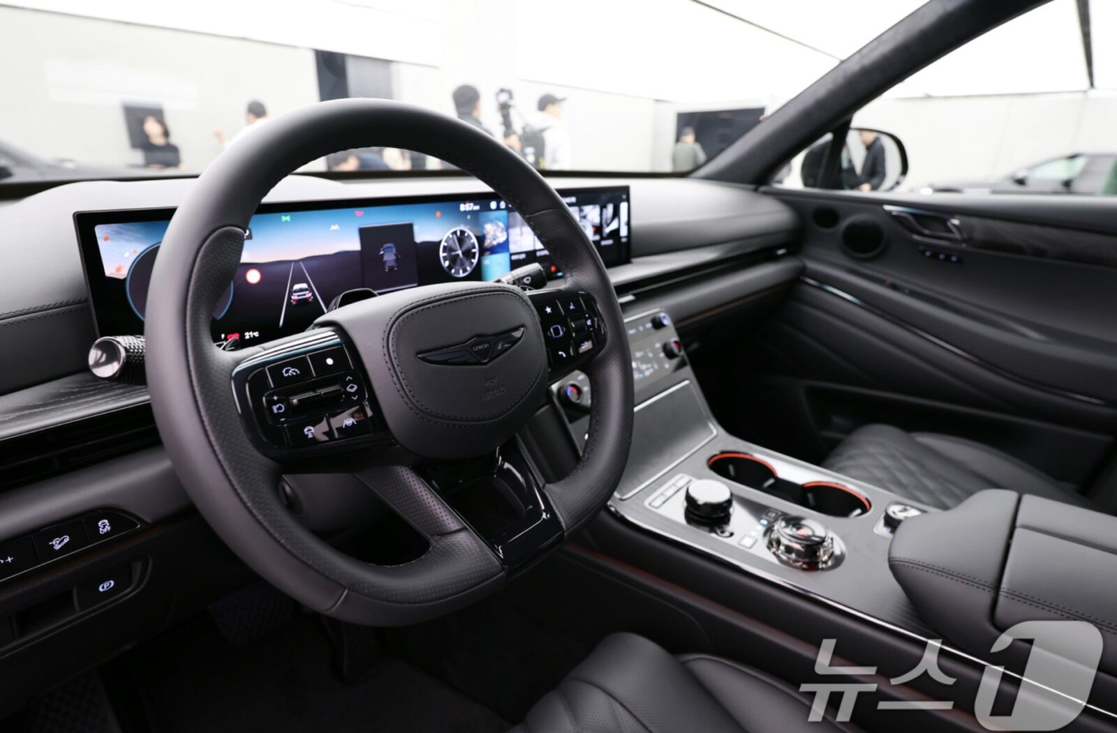 한국차 맞아? “벤츠·BMW도 제쳤다”…올해만 3만대 넘게 팔린 SUV 정체 4 제네시스