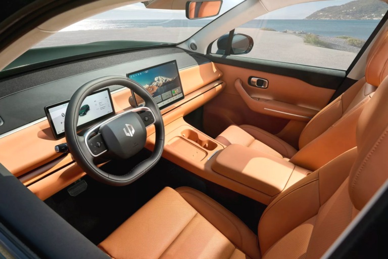 립모터 C10 REEV 공개