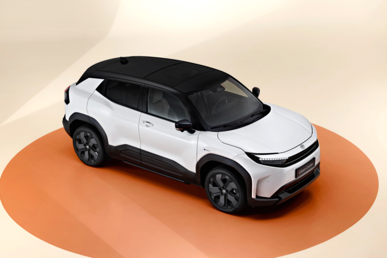 토요타 어반 크루저 배터리