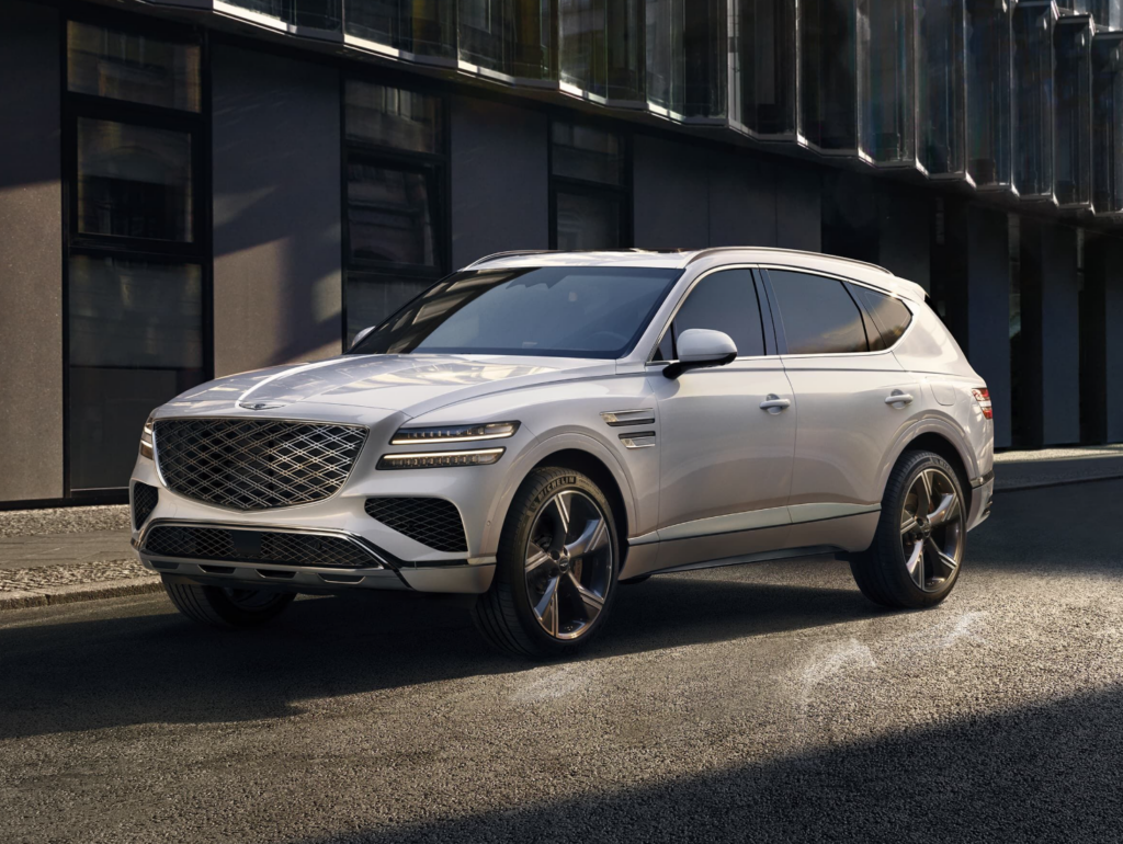 900km 달리는 제네시스 車 "마침내 현실화 됐다"...소비자들 '입이 쩍' 2 제네시스 GV80 하이브리드 2027년 출시