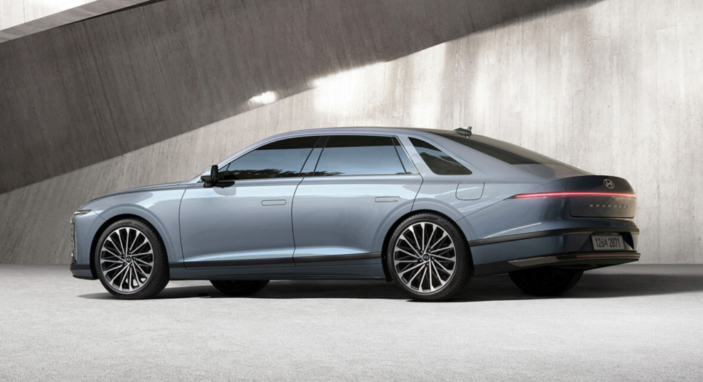 국산 승용차 운행차량 모델 1위 그랜저