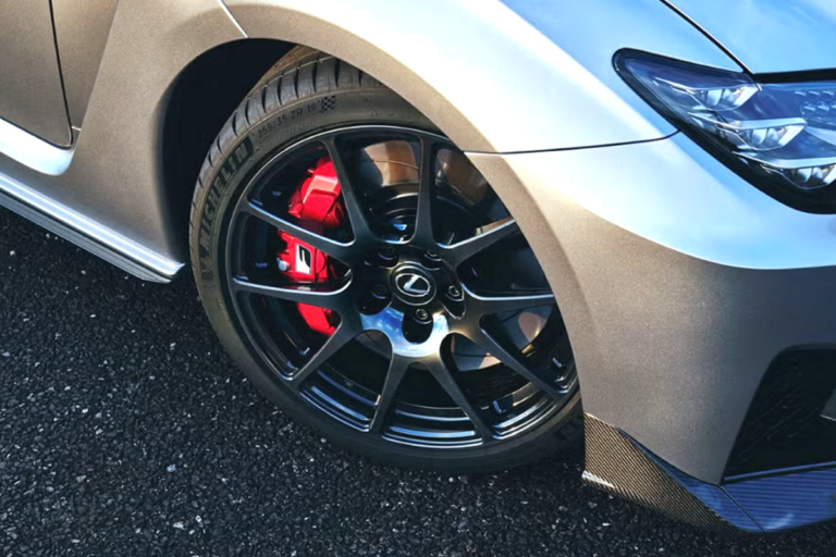 렉서스 RC F 파이널 에디션 200대 한정 판매