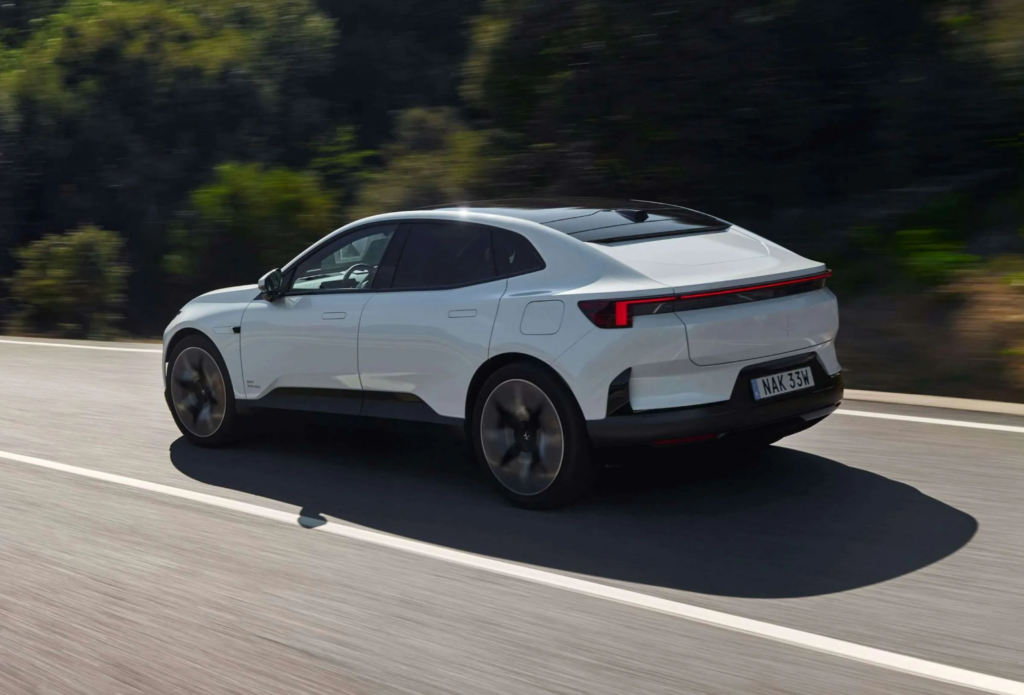 폴스타 4 주행거리